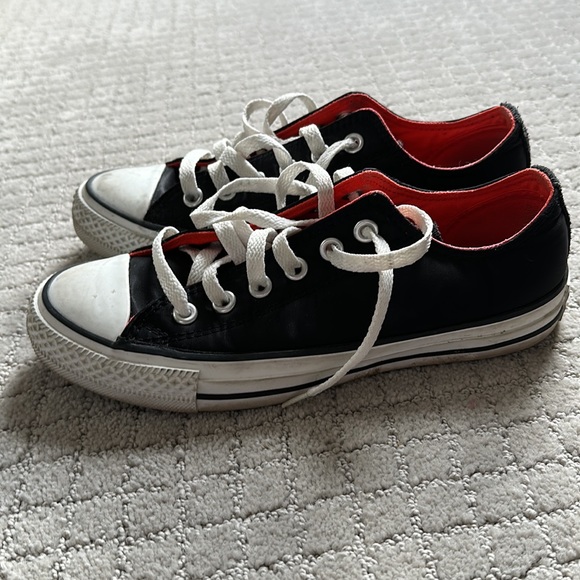 Converse - Picture 3 of 6